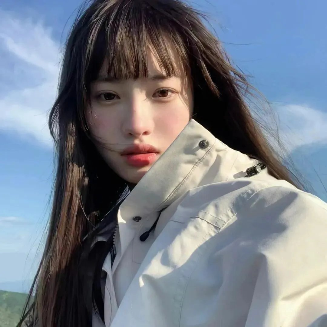 不装了,我比英雄还强